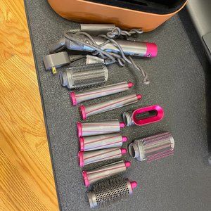 Dyson Airwrap Complete with 2 extra long barrels